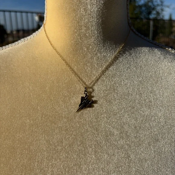 Gold Top Gun Necklace with Pendant - Picture 3 of 4